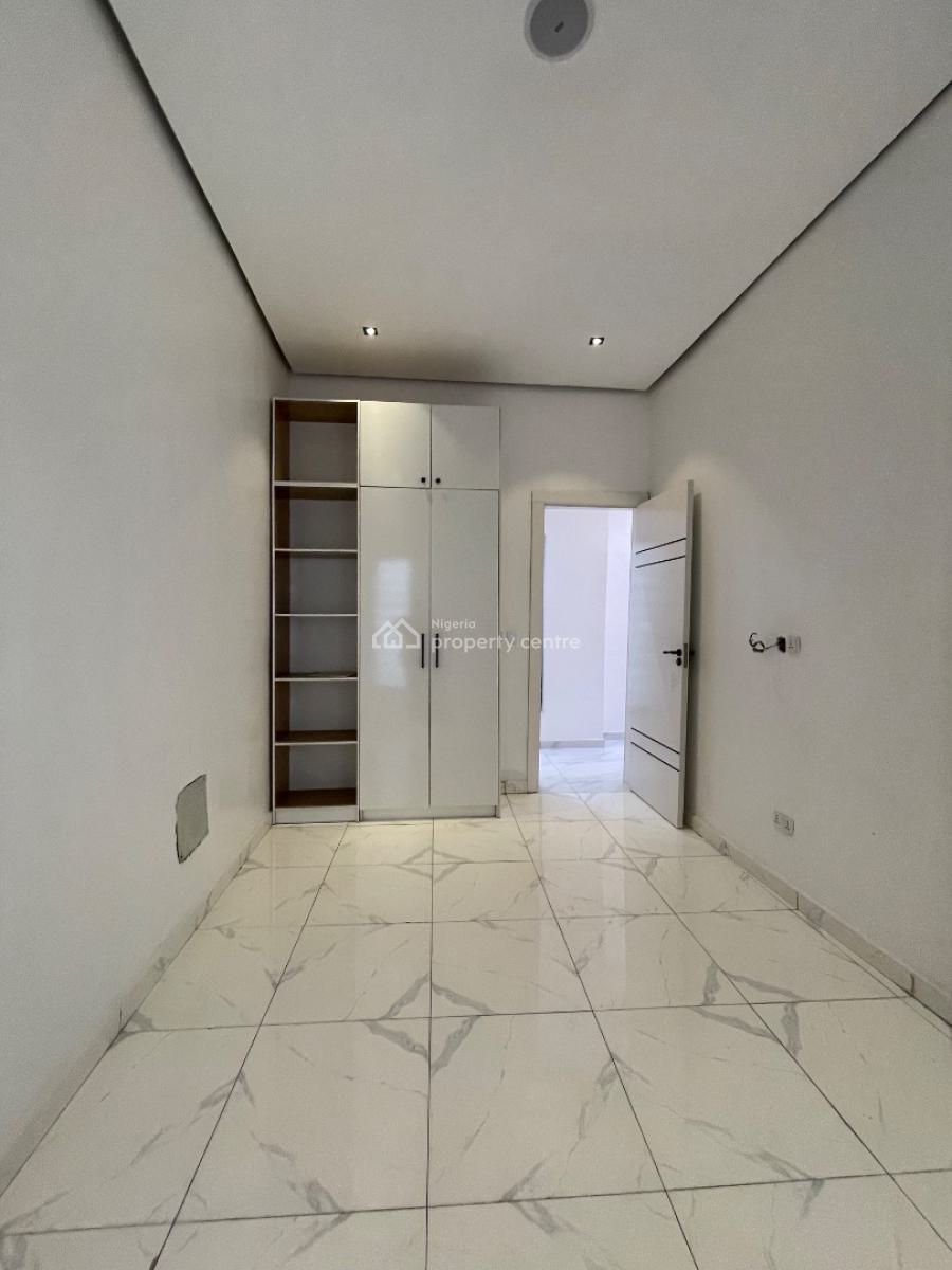 Beautiful Contemporary 5 Bedroom Detached Duplex + Bq & Pool for Grab, in a Well Secured Estate, Chevron, Lekki, Lagos, Detached Duplex for Sale