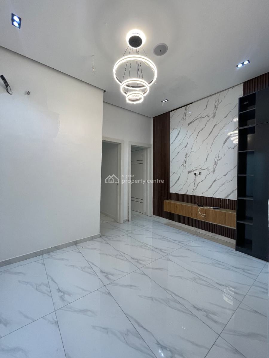 Beautiful Contemporary 5 Bedroom Detached Duplex + Bq & Pool for Grab, in a Well Secured Estate, Chevron, Lekki, Lagos, Detached Duplex for Sale