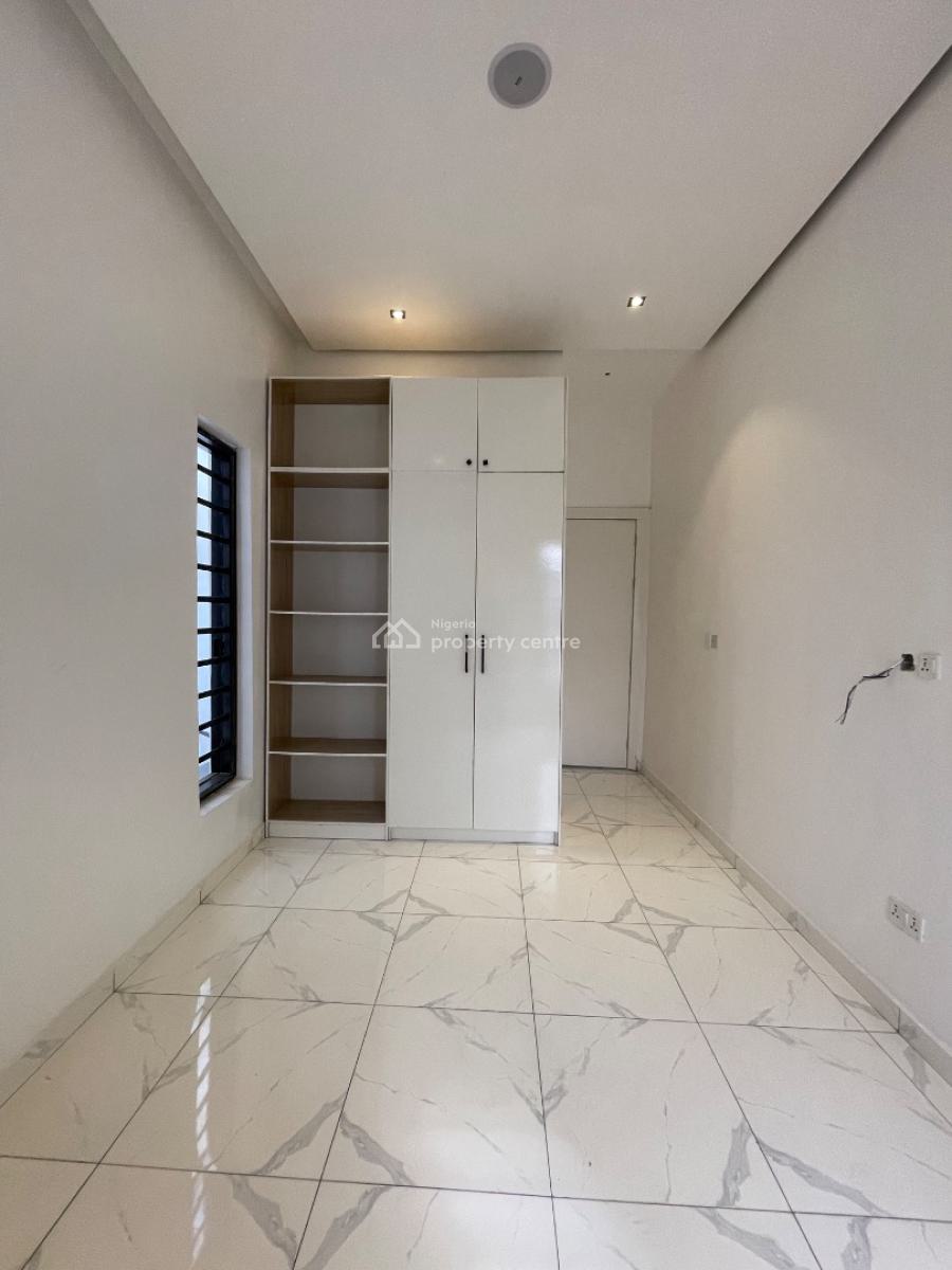 Beautiful Contemporary 5 Bedroom Detached Duplex + Bq & Pool for Grab, in a Well Secured Estate, Chevron, Lekki, Lagos, Detached Duplex for Sale