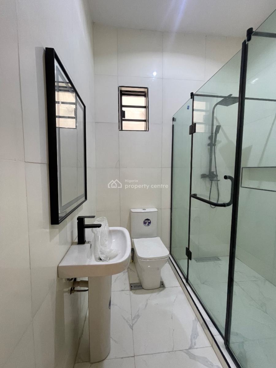 Beautiful Contemporary 5 Bedroom Detached Duplex + Bq & Pool for Grab, in a Well Secured Estate, Chevron, Lekki, Lagos, Detached Duplex for Sale
