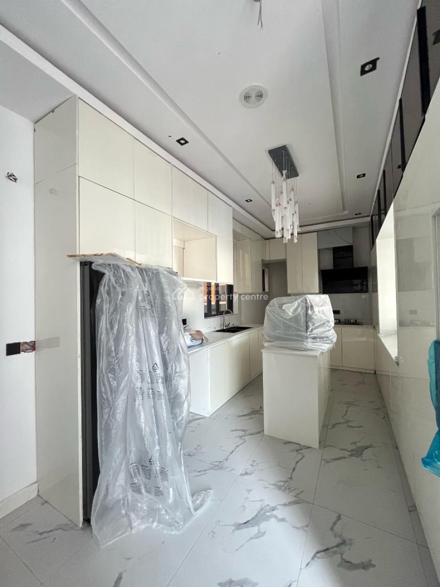 Tastefully Built  Five Bedroom Detached with Bq,pool, Gym and Cinema., Ologolo, Lekki, Lagos, Detached Duplex for Sale