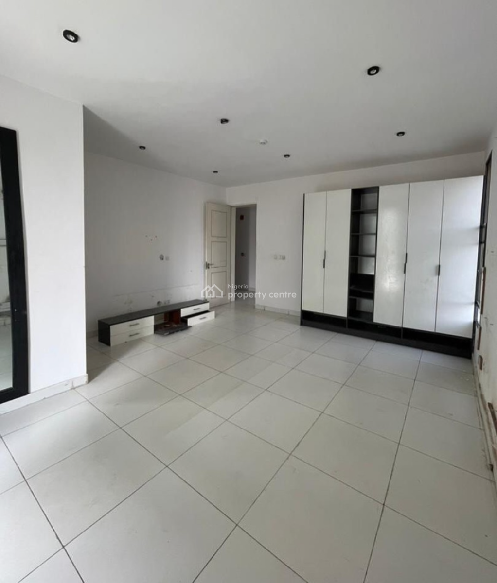 Well Maintained 4 Bedroom Maisonette with a Bq, Ologolo Lekki, Ologolo, Lekki, Lagos, House for Rent