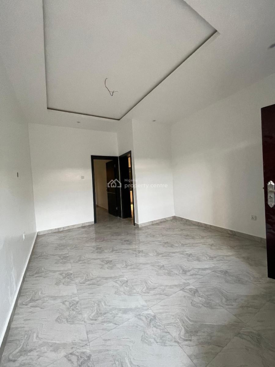 Exquisite 1bedroom Apartment in a Well Secured Environment., Ologolo, Lekki, Lagos, Flat / Apartment for Sale