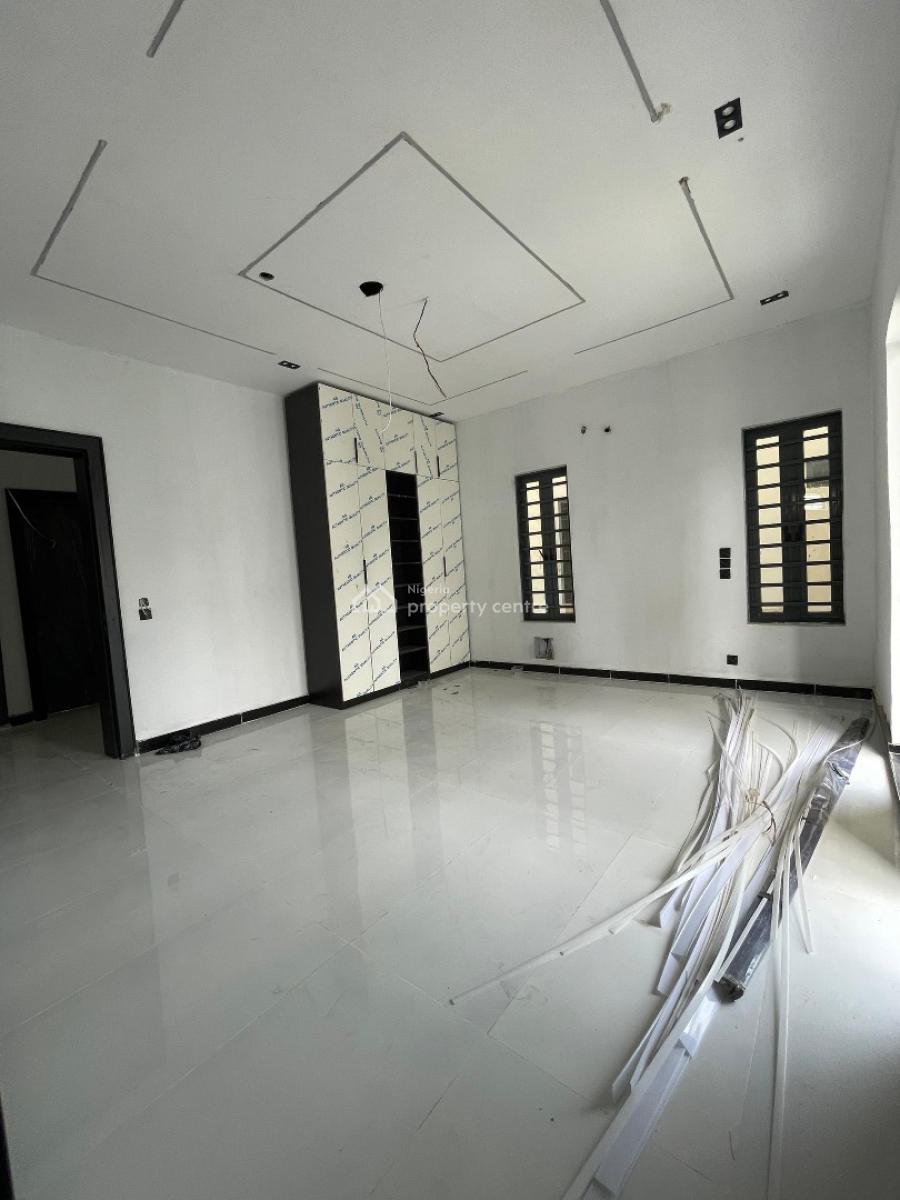 Ravishing 5 Bedroom Detached Duplex with Pool in a Well Secured Estate, Ologolo, Lekki, Lagos, Detached Duplex for Sale