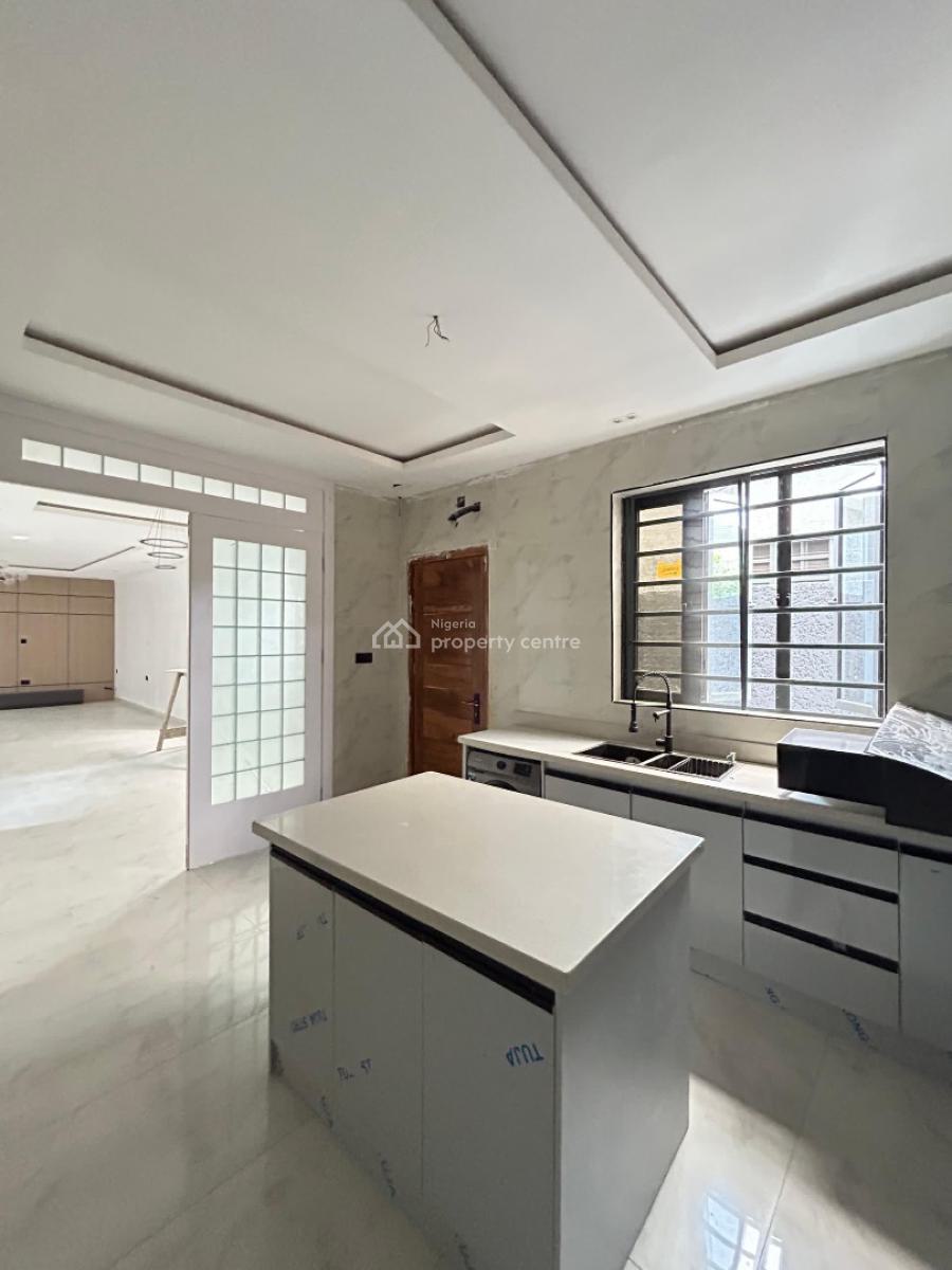 Exquisitely Built 5 Bedroom Fully Detached with Bq, Ologolo, Lekki, Lagos, Detached Duplex for Sale