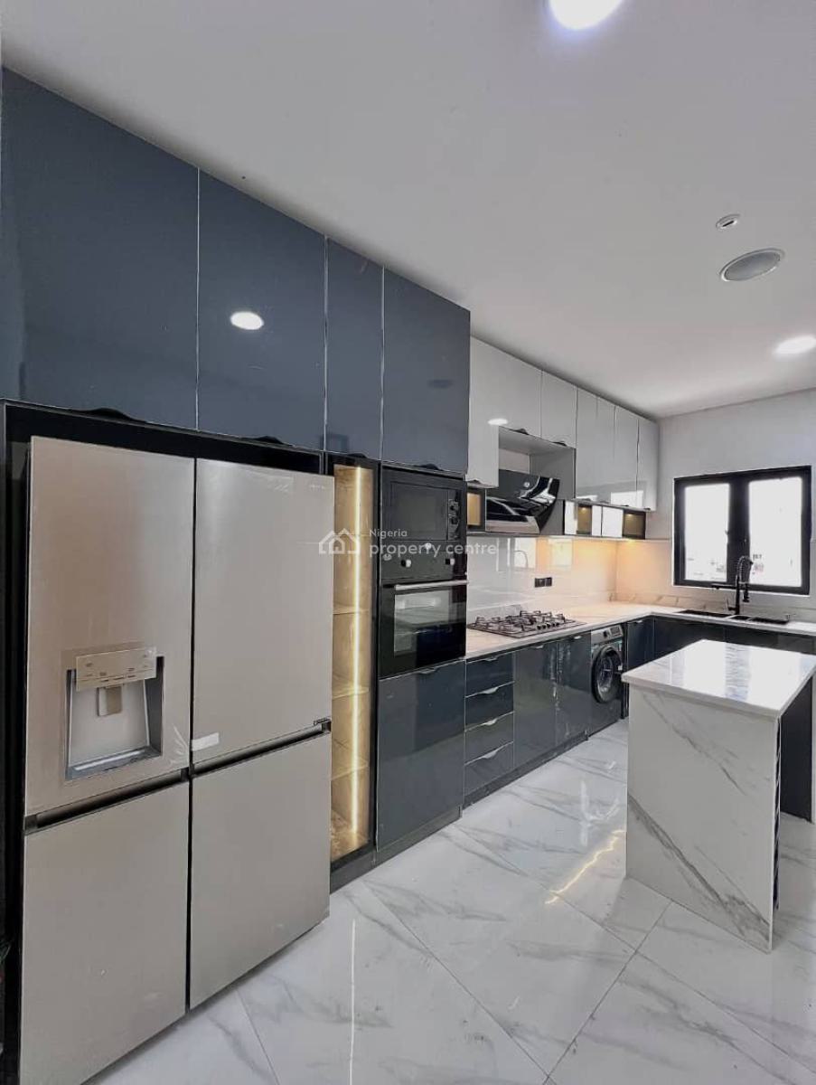 Luxurious 2 Bed, Lekki Phase 1, Lekki, Lagos, Flat / Apartment for Rent