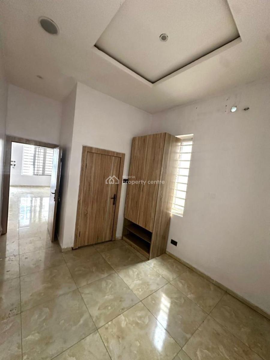 Exquisite Spacious Mini Flat Apartment, Royal Pine Orchid, Lekki Phase 2, Lekki, Lagos, Mini Flat (room and Parlour) for Rent