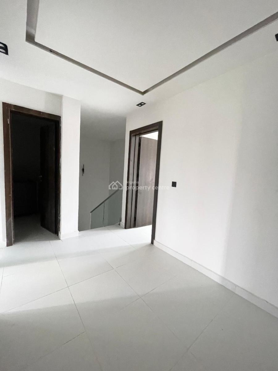 4 Bedroom Terrace Duplex with Bq, Lekki Phase 1, Lekki, Lagos, House for Sale