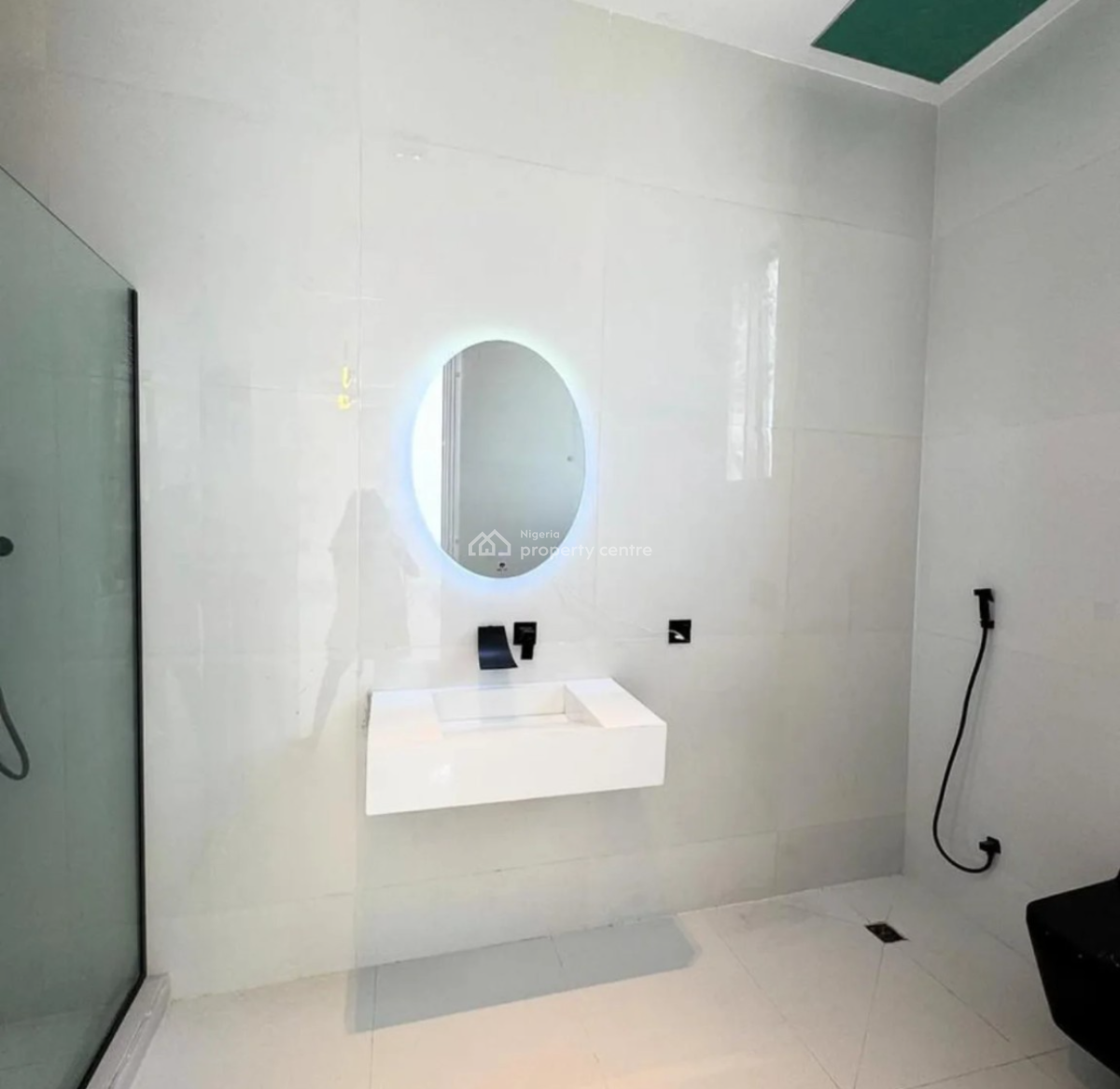 Aesthetically Built 5 Bedroom Detached Waterfront Mansion, Osapa Inside a Gated Estate, Osapa, Lekki, Lagos, Detached Duplex for Sale