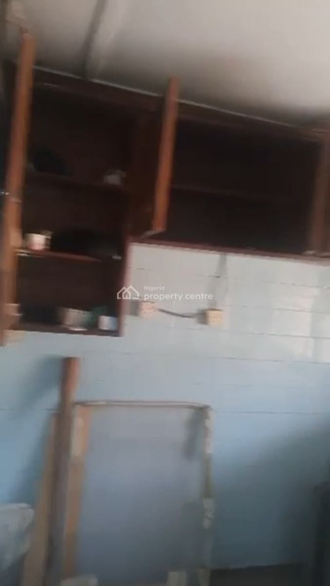 Verry Accessible 4bedroom Apartment in Lsdpc Estate Good Light, Alapere Housing Estate Lsdpc, Alapere, Ketu, Lagos, Flat / Apartment for Sale