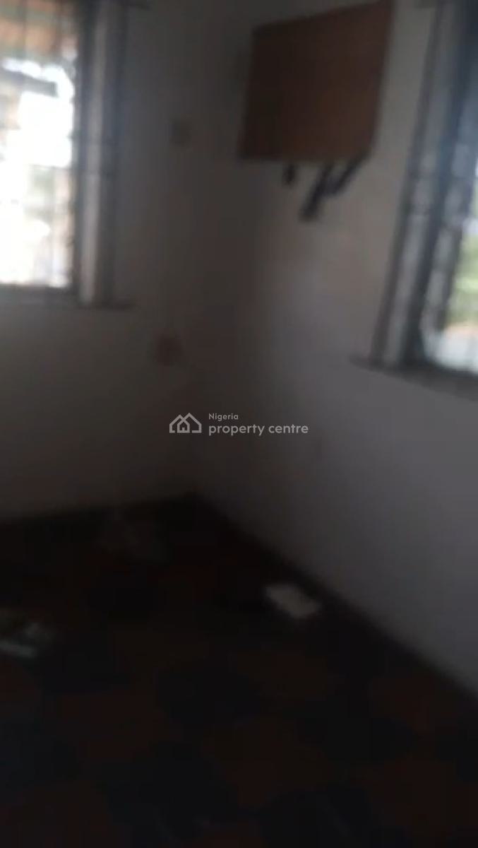 Verry Accessible 4bedroom Apartment in Lsdpc Estate Good Light, Alapere Housing Estate Lsdpc, Alapere, Ketu, Lagos, Flat / Apartment for Sale