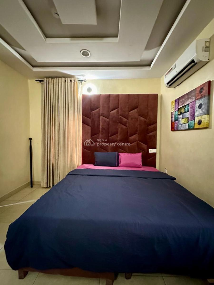 2 Bedroom Apartment, Surulere, Lagos, Flat / Apartment Short Let