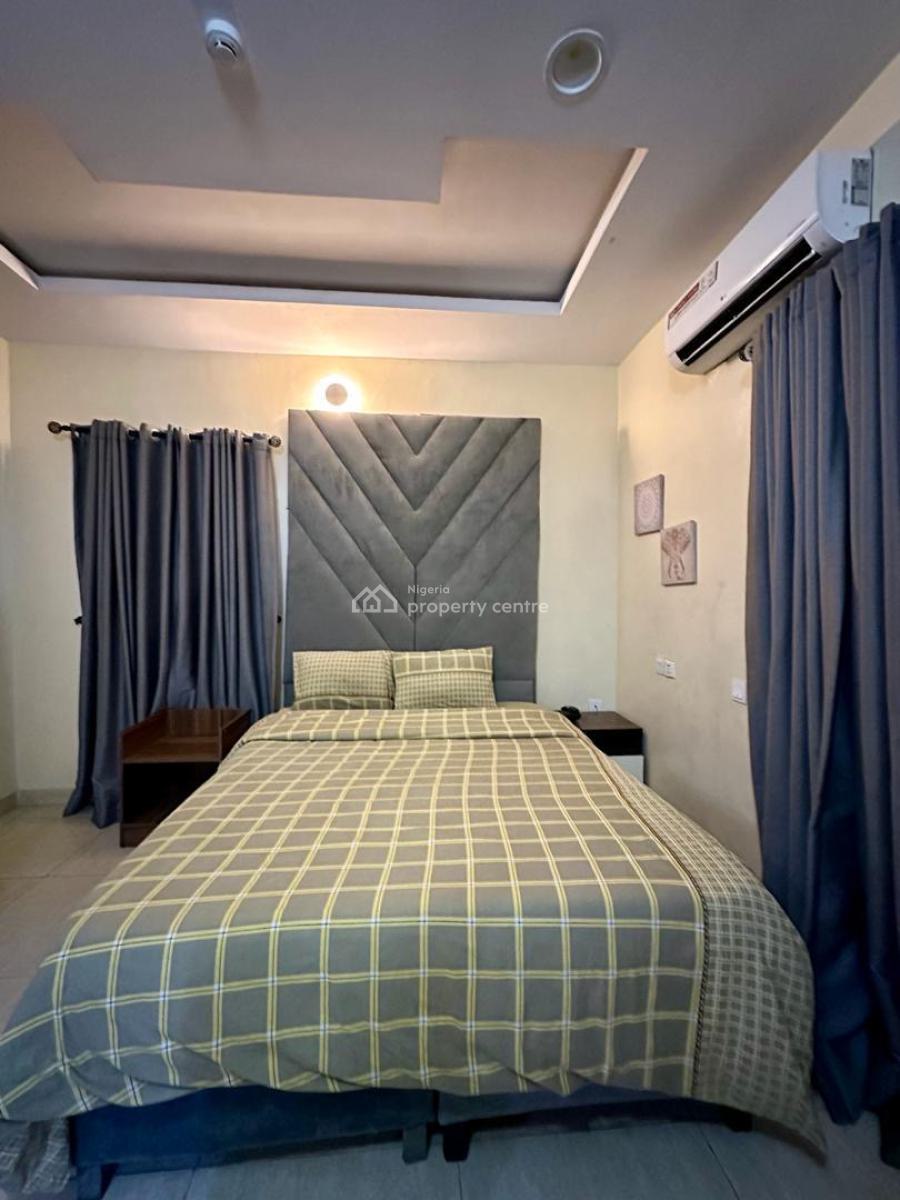 2 Bedroom Apartment, Surulere, Lagos, Flat / Apartment Short Let