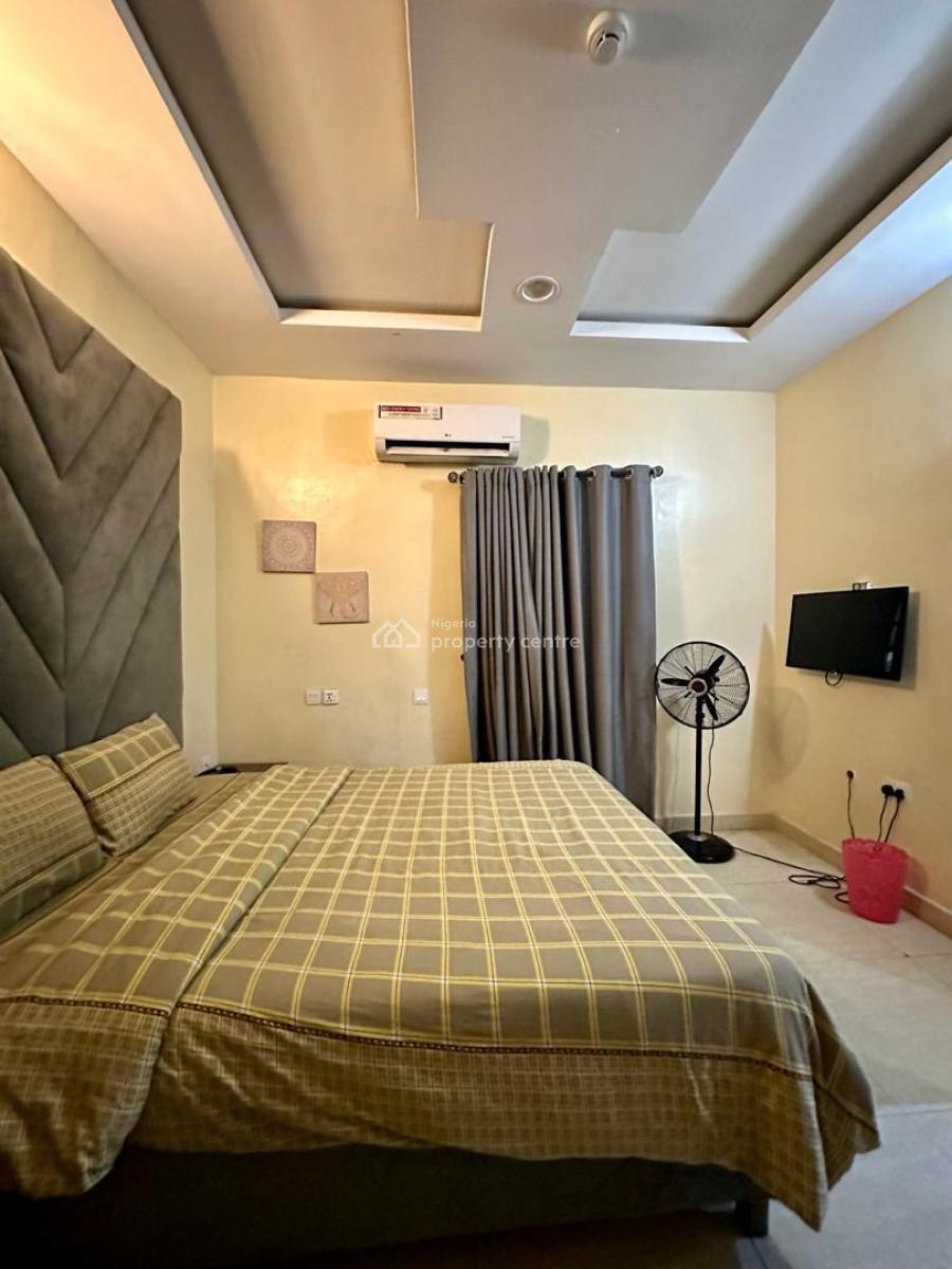 2 Bedroom Apartment, Surulere, Lagos, Flat / Apartment Short Let