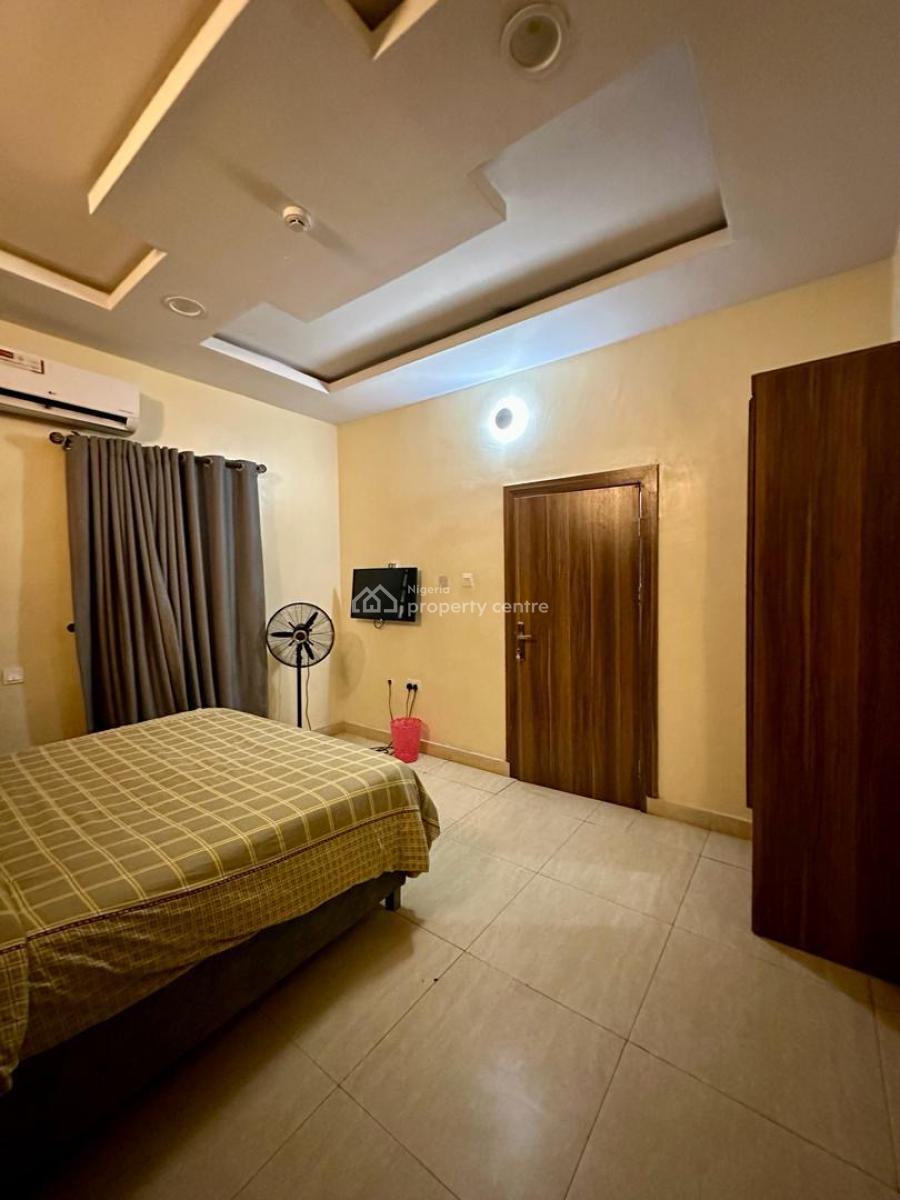 2 Bedroom Apartment, Surulere, Lagos, Flat / Apartment Short Let