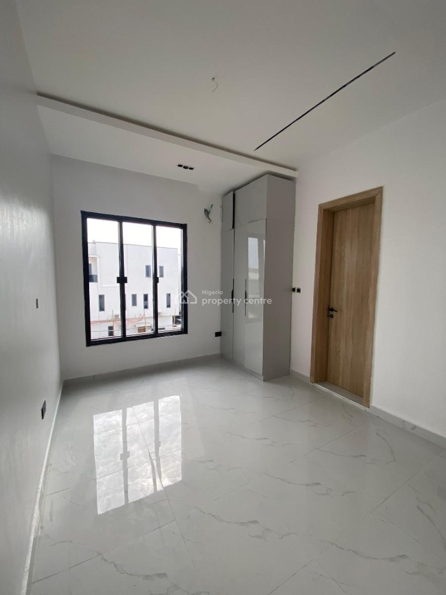 Lovely 4 Bedroom Terrace Duplex with Bq, Pool & Gym, Lekki Phase 1, Lekki, Lagos, Terraced Duplex for Sale