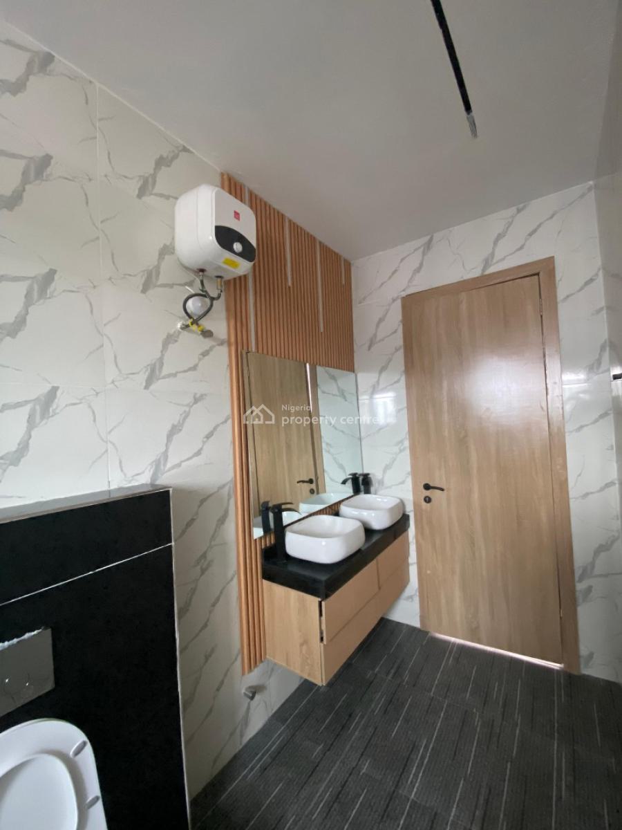 Lovely 4 Bedroom Terrace Duplex with Bq, Pool & Gym, Lekki Phase 1, Lekki, Lagos, Terraced Duplex for Sale