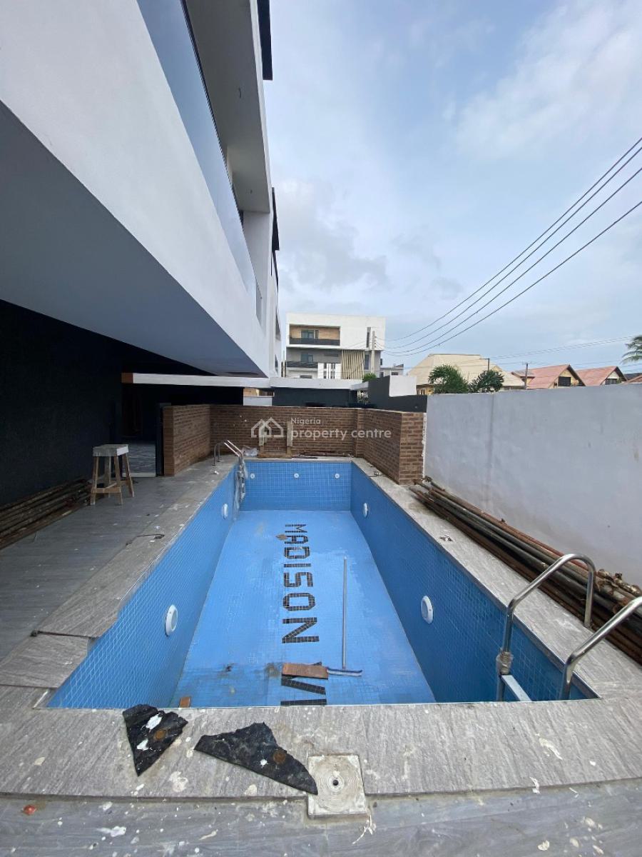 Lovely 4 Bedroom Terrace Duplex with Bq, Pool & Gym, Lekki Phase 1, Lekki, Lagos, Terraced Duplex for Sale
