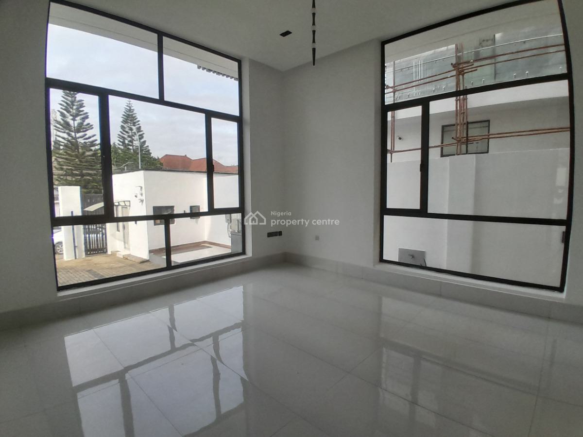 8 Bedroom Fully Detached Duplex, Asokoro District, Abuja, Detached Duplex for Sale