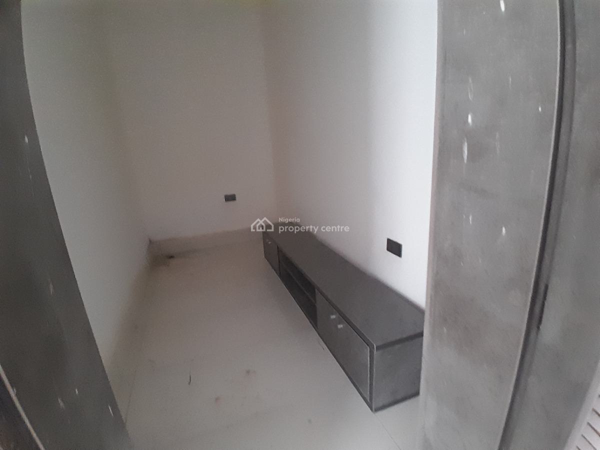 8 Bedroom Fully Detached Duplex, Asokoro District, Abuja, Detached Duplex for Sale