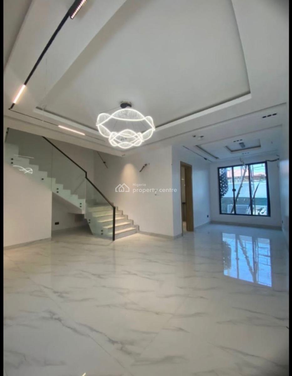 Spacious 4 Bedroom with Pool, Lekki Phase 1, Lekki, Lagos, Semi-detached Duplex for Sale