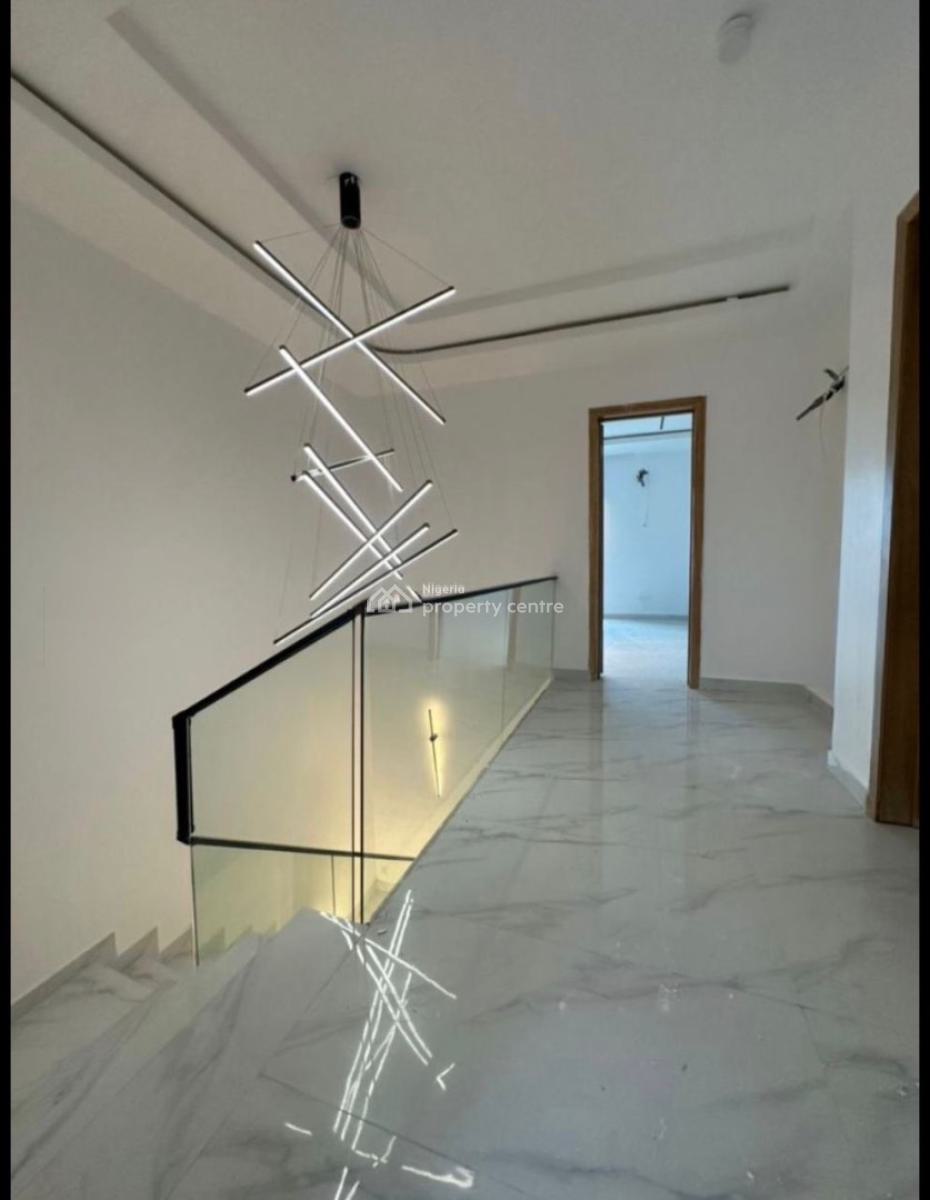 Spacious 4 Bedroom with Pool, Lekki Phase 1, Lekki, Lagos, Semi-detached Duplex for Sale