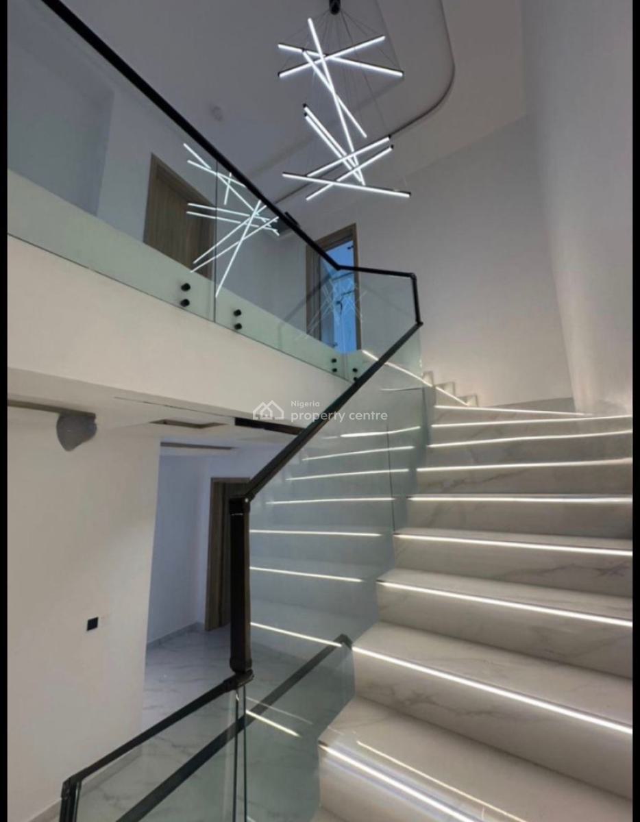 Spacious 4 Bedroom with Pool, Lekki Phase 1, Lekki, Lagos, Semi-detached Duplex for Sale