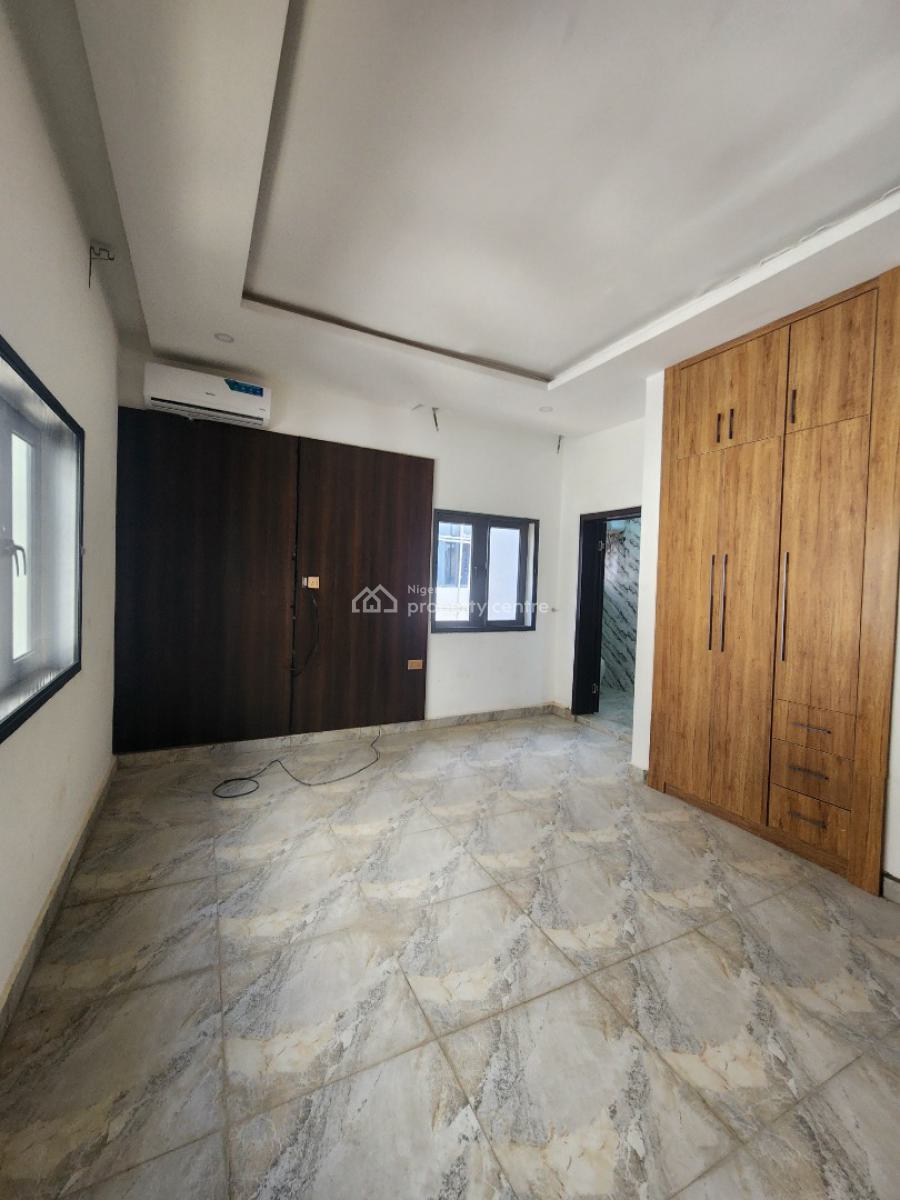 Beautiful Fully Detached House in a Serene Mini Estate, Guzape District, Abuja, Detached Duplex for Sale