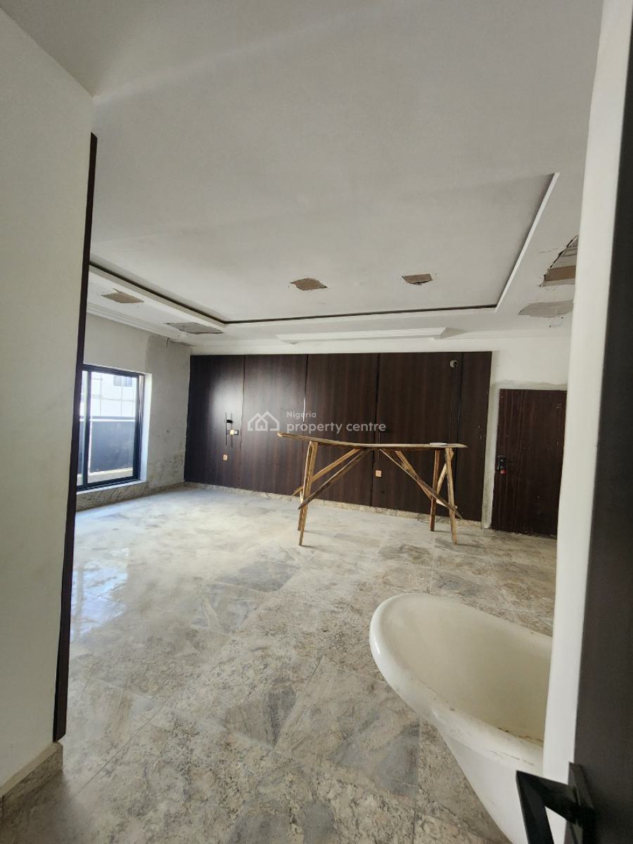 Beautiful Fully Detached House in a Serene Mini Estate, Guzape District, Abuja, Detached Duplex for Sale