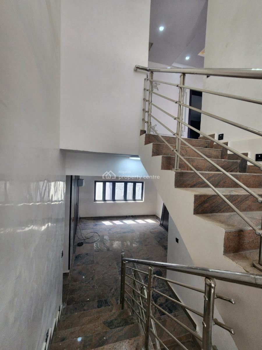 Beautiful Fully Detached House in a Serene Mini Estate, Guzape District, Abuja, Detached Duplex for Sale