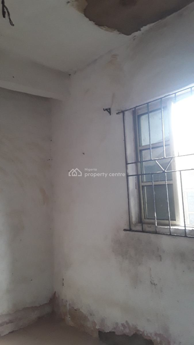 Spacious Roomself Contain at Shomolu, Off Ilaje Road, Bariga, Shomolu, Lagos, Self Contain (single Rooms) for Rent