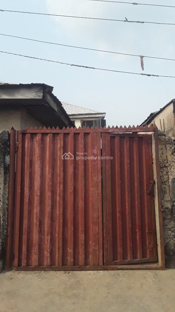 Spacious Roomself Contain at Shomolu, Off Ilaje Road, Bariga, Shomolu, Lagos, Self Contain (single Rooms) for Rent