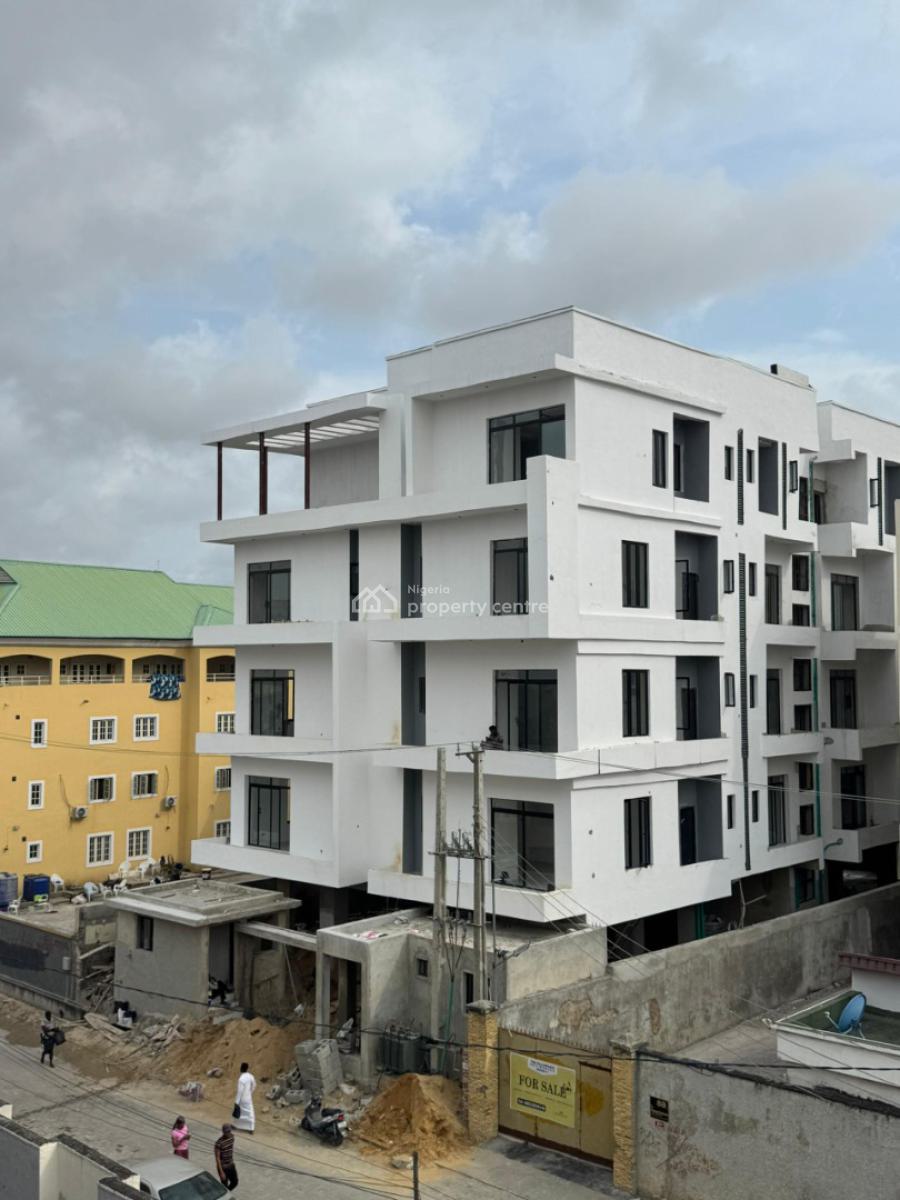 Magnificent 3 Bedroom Penthouse with Swimming Pool, Lekki Phase 1, Lekki, Lagos, Flat / Apartment for Sale
