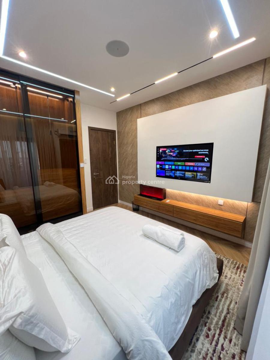 Luxury Smart 2 Bedroom with Pool, Gym and Ps5, Meadow Hallway, Ikate, Lekki, Lagos, Flat / Apartment Short Let