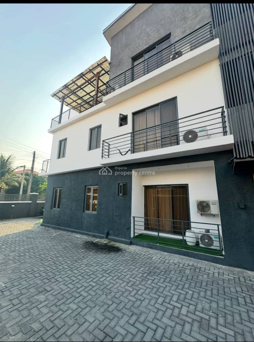 Spacious 3 Bedroom, Itumo Ogbonna, Lekki Phase 1, Lekki, Lagos, Flat / Apartment Short Let