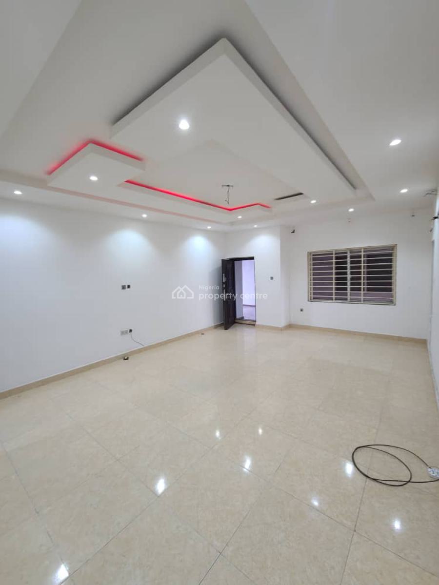 Well Mentaind 2 Bedroom Flat, Lekki Scheme 2 By Abraham Adesanya, Ajah, Lagos, Flat / Apartment for Rent