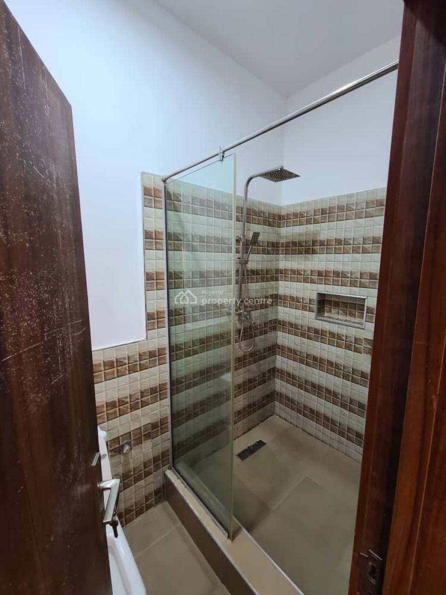 Well Mentaind 2 Bedroom Flat, Lekki Scheme 2 By Abraham Adesanya, Ajah, Lagos, Flat / Apartment for Rent