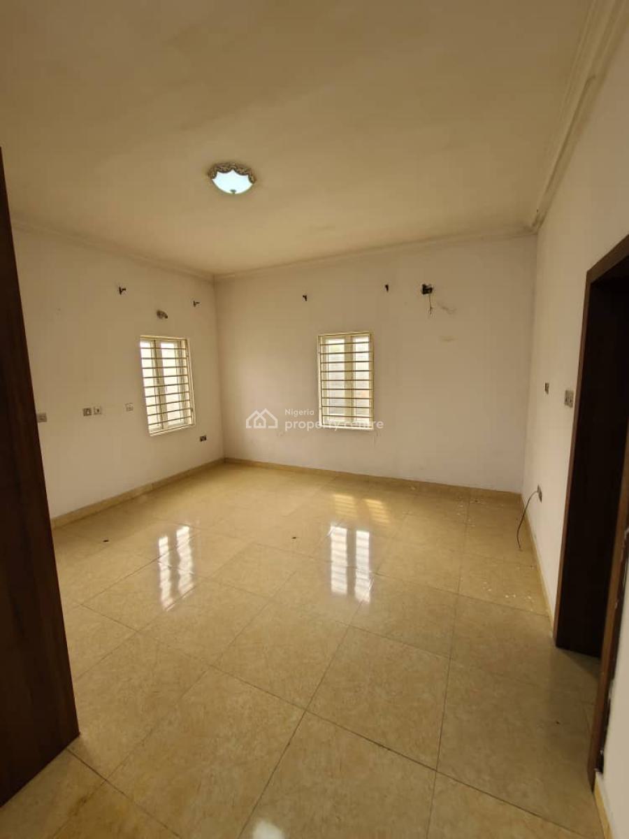 Well Mentaind 2 Bedroom Flat, Lekki Scheme 2 By Abraham Adesanya, Ajah, Lagos, Flat / Apartment for Rent