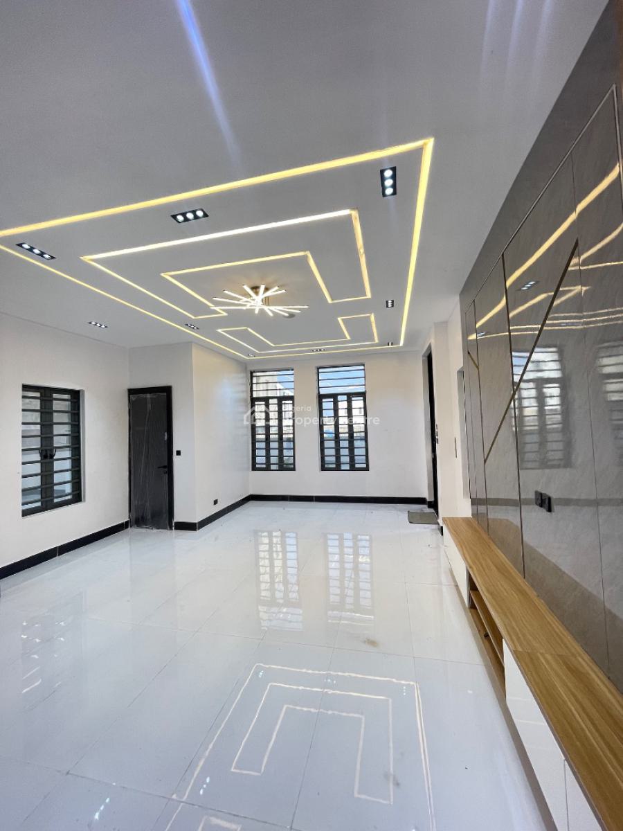 5 Bedroom Detached Duplex with Bq, Ologolo, Lekki, Lagos, Detached Duplex for Sale