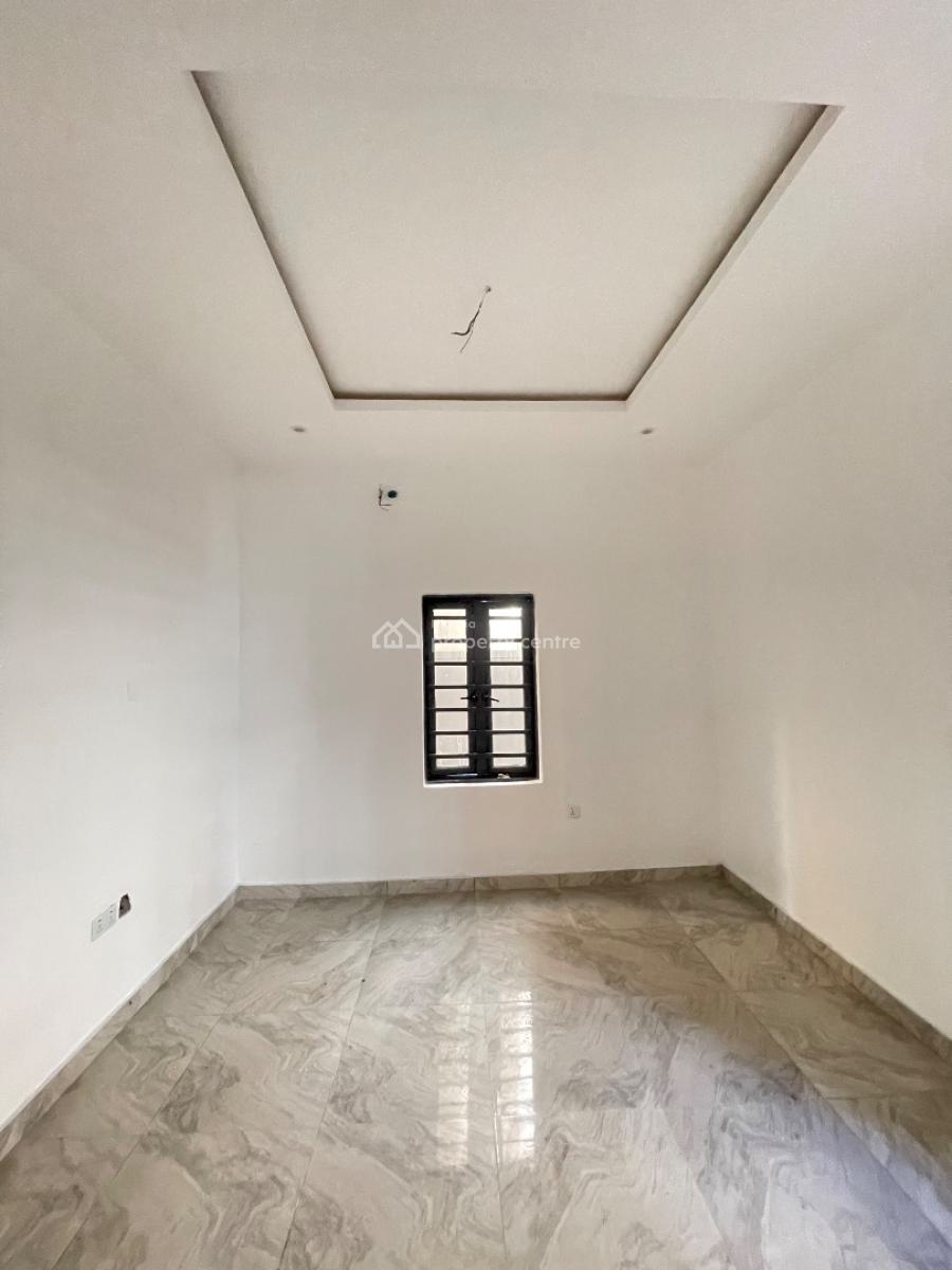 2 Bedroom Apartment, Ologolo, Lekki, Lagos, Flat / Apartment for Sale