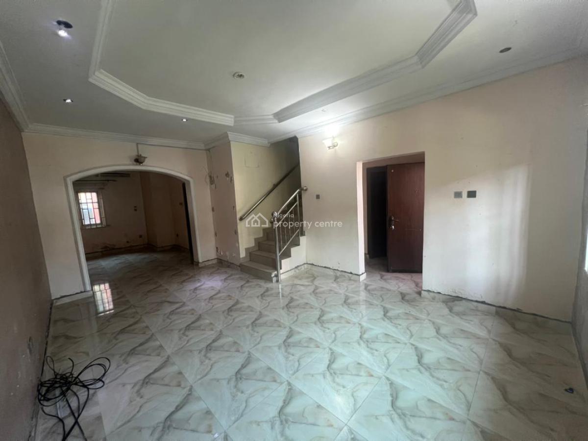 Self Compound 3 Bedroom Terrace Duplex with Bq, Ikota, Lekki, Lagos, Terraced Duplex for Rent