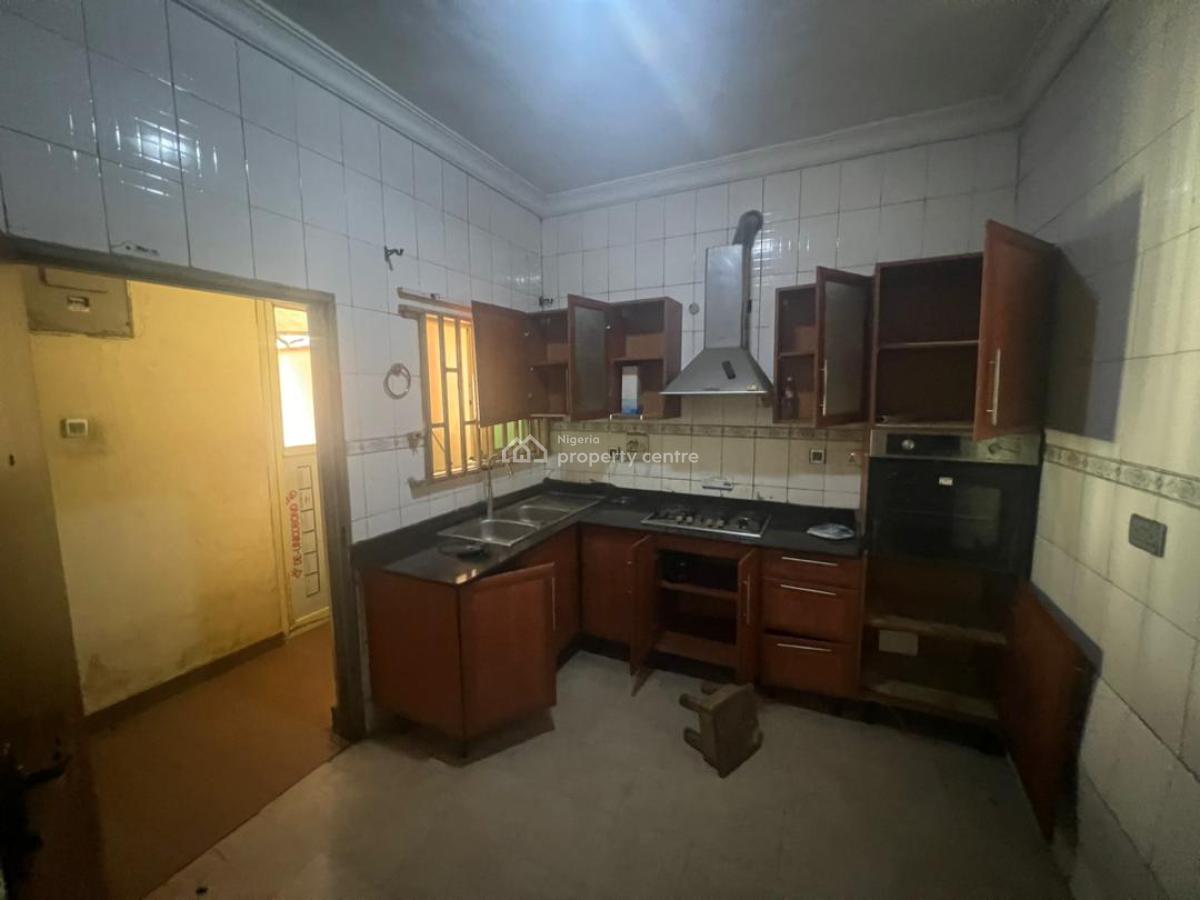 Self Compound 3 Bedroom Terrace Duplex with Bq, Ikota, Lekki, Lagos, Terraced Duplex for Rent