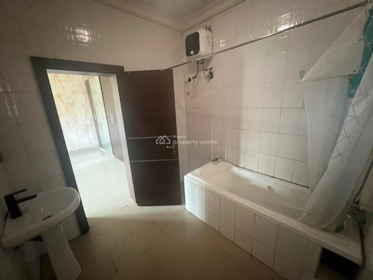 Self Compound 3 Bedroom Terrace Duplex with Bq, Ikota, Lekki, Lagos, Terraced Duplex for Rent