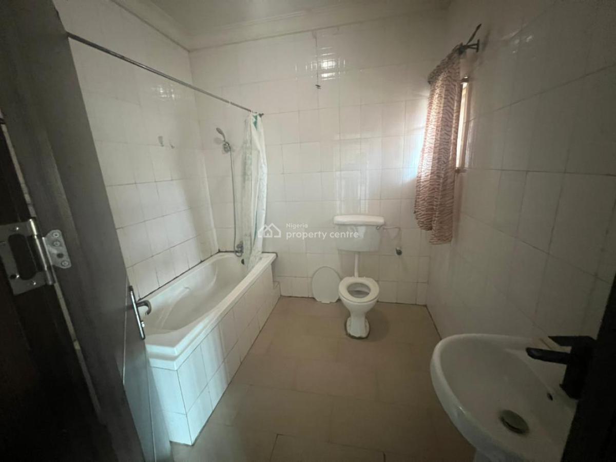 Self Compound 3 Bedroom Terrace Duplex with Bq, Ikota, Lekki, Lagos, Terraced Duplex for Rent