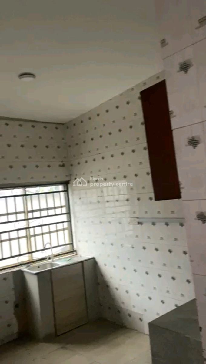 Standard and Spacious 2 Bedroom Flat, Gated Estate, Gbagada, Lagos, Flat / Apartment for Rent