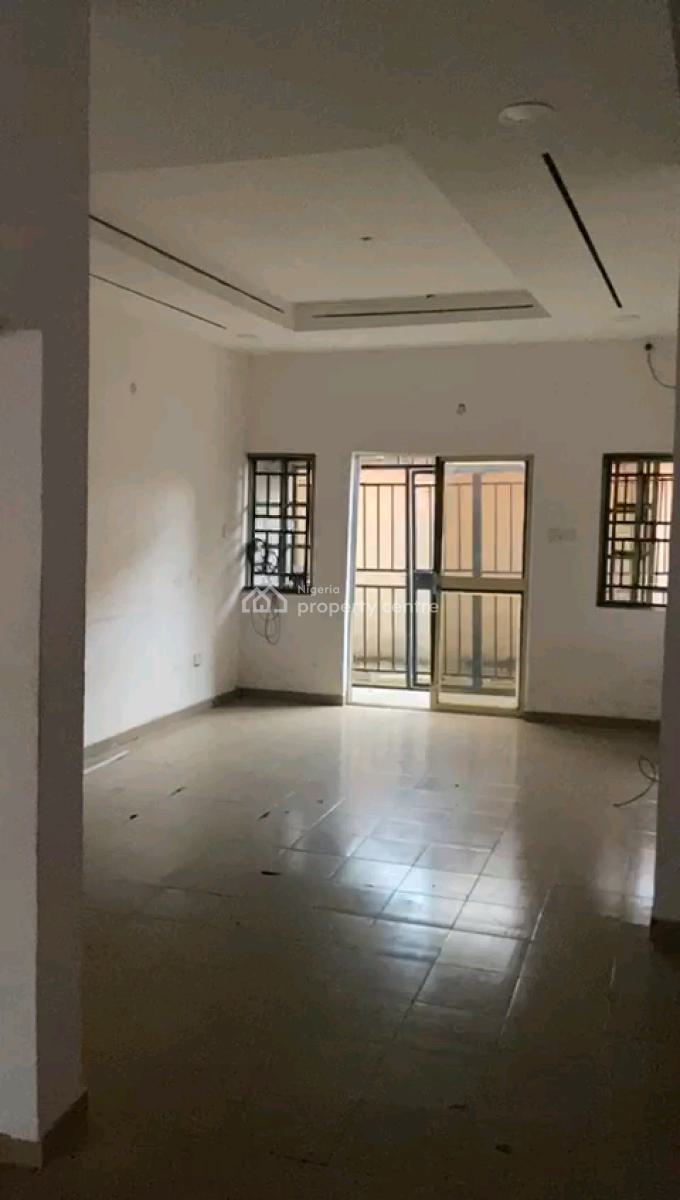 Standard and Spacious 2 Bedroom Flat, Gated Estate, Gbagada, Lagos, Flat / Apartment for Rent