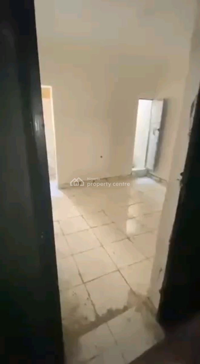 Standard and Spacious Mini Flat, Shomolu, Shomolu, Lagos, Mini Flat (room and Parlour) for Rent