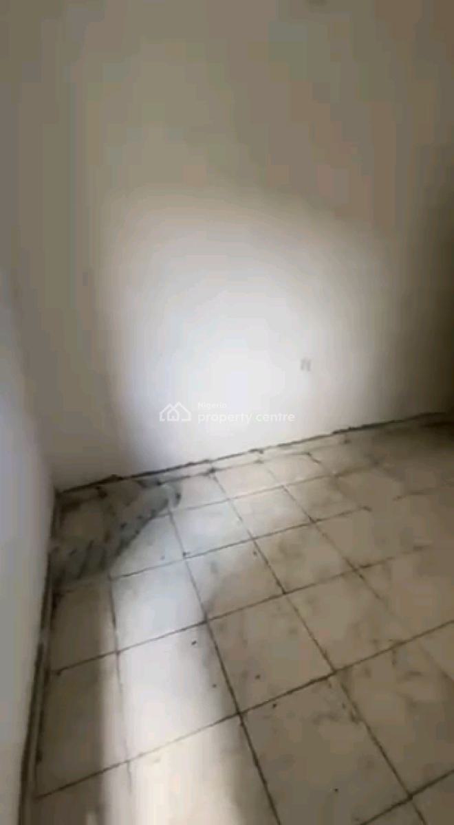 Standard and Spacious Mini Flat, Shomolu, Shomolu, Lagos, Mini Flat (room and Parlour) for Rent