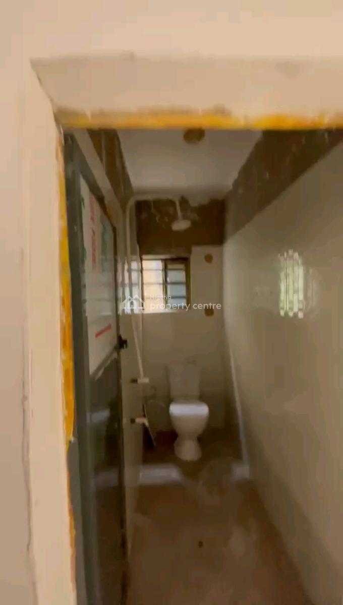 Standard and Spacious Mini Flat, Shomolu, Shomolu, Lagos, Mini Flat (room and Parlour) for Rent