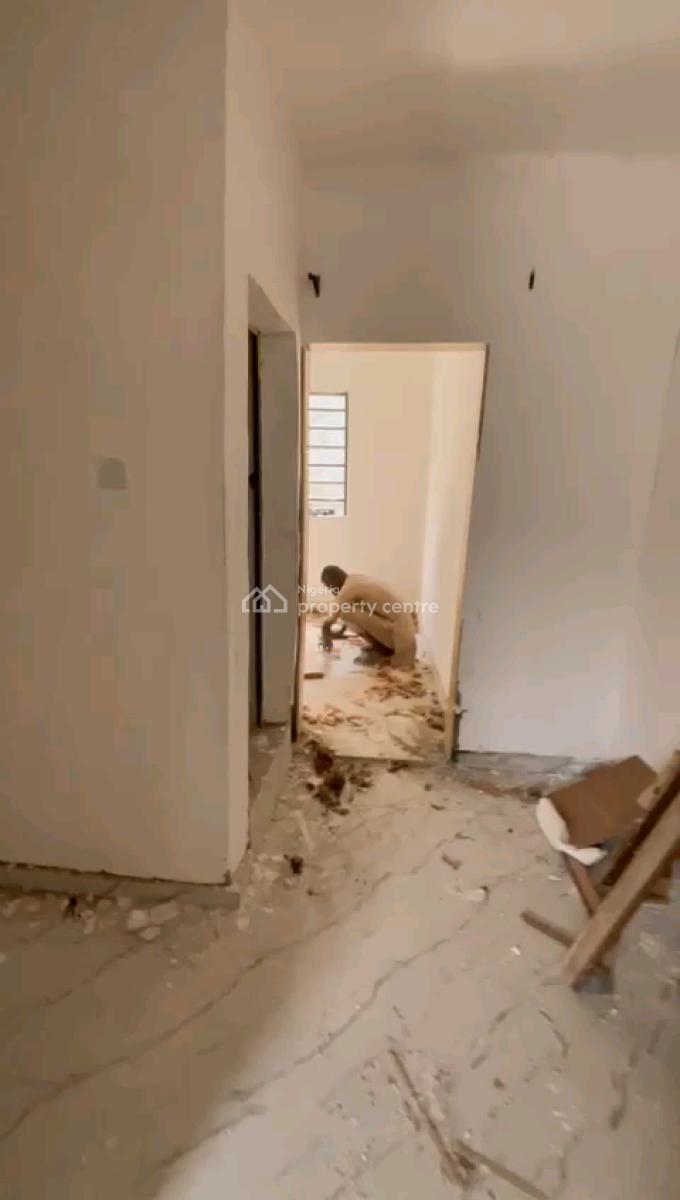 Standard and Spacious Mini Flat, Shomolu, Shomolu, Lagos, Mini Flat (room and Parlour) for Rent